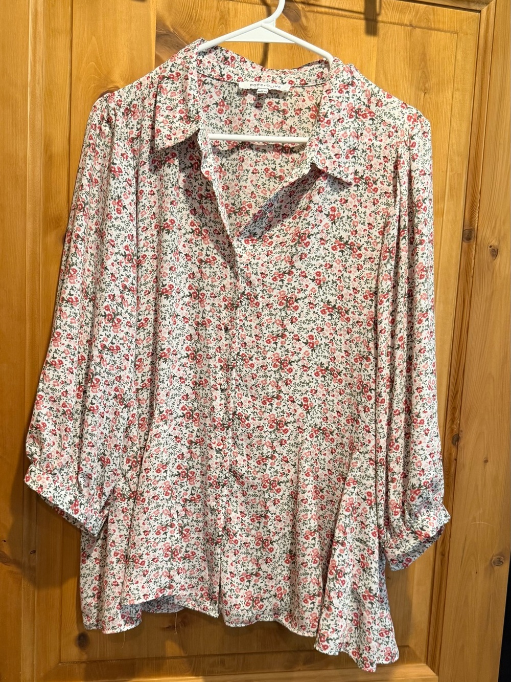 Rose & Olive White Button-Front Blouse with Pink Floral Print